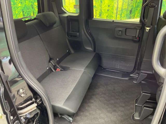 HONDA N BOX CUSTOM 2025 Image 31