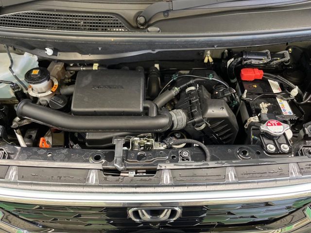 HONDA N BOX CUSTOM 2025 Image 31