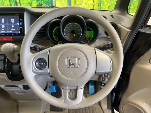 HONDA N BOX 2012 Image 31