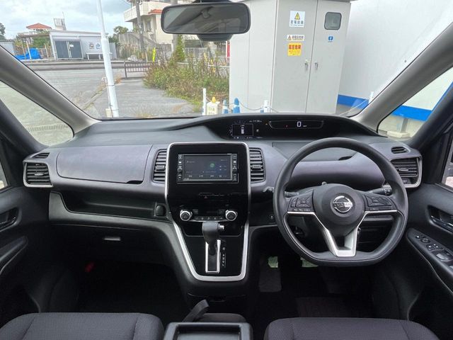NISSAN SERENA  S-HYBRID 2017 Image 31