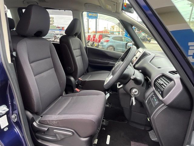 NISSAN SERENA  S-HYBRID 2017 Image 31