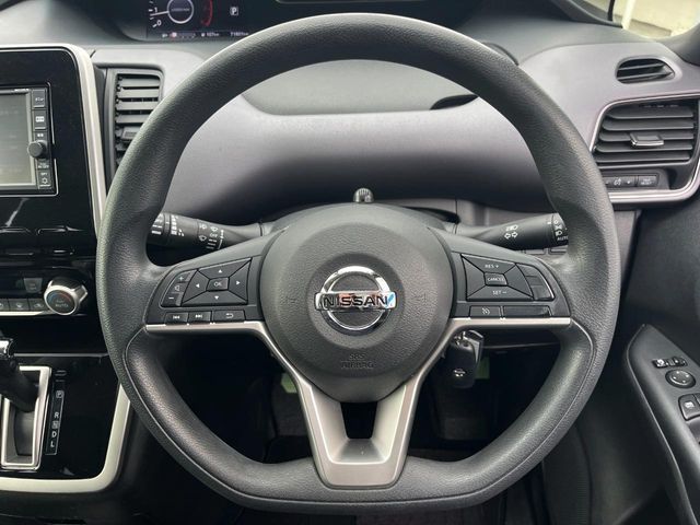 NISSAN SERENA  S-HYBRID 2017 Image 31