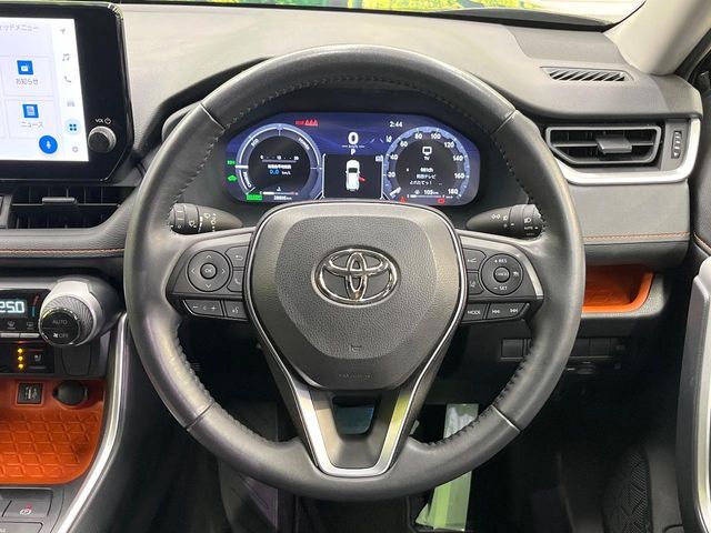 TOYOTA RAV4 HYBRID 4WD 2023 Image 31
