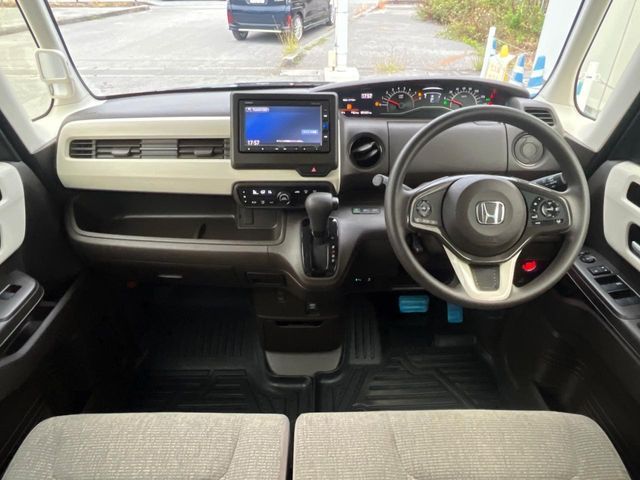 HONDA N BOX 2021 Image 31