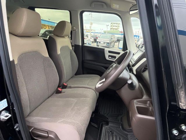 HONDA N BOX 2021 Image 31