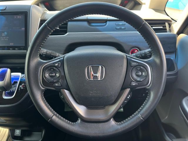 HONDA FREED HYBRID 2017 Image 31