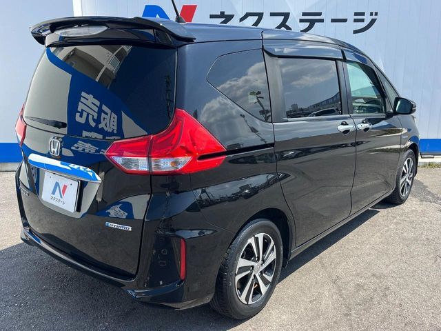 HONDA FREED HYBRID 2017 Image 31
