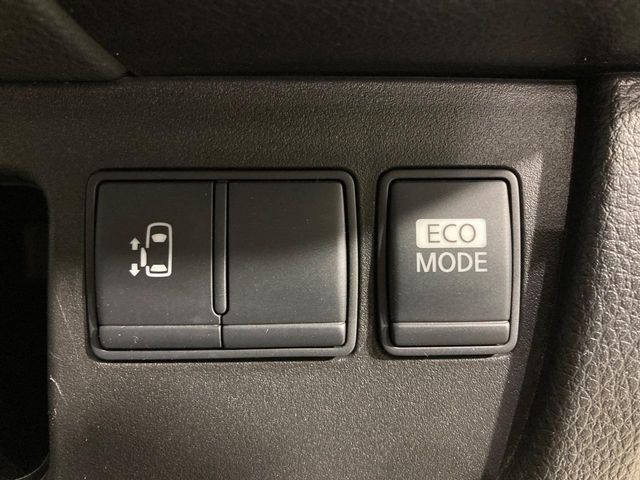 NISSAN SERENA  S-HYBRID 2013 Image 31