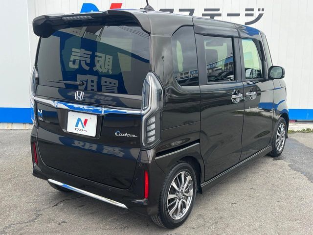 HONDA N BOX CUSTOM 2021 Image 31