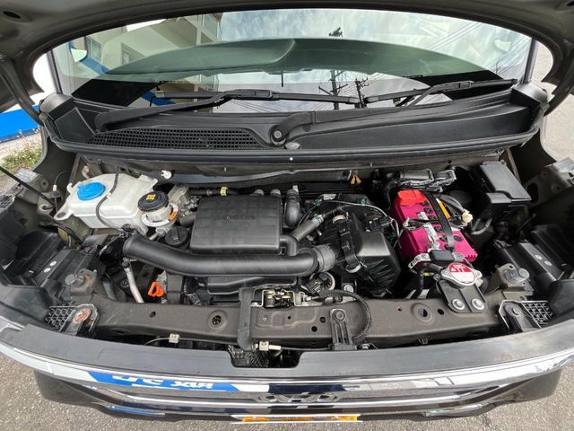 HONDA N BOX CUSTOM 2021 Image 31