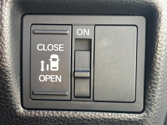 HONDA N BOX CUSTOM 2021 Image 31