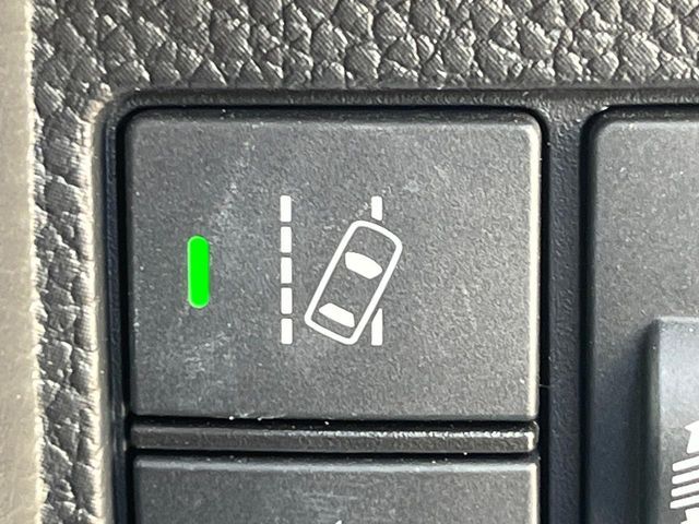 HONDA N BOX CUSTOM 2021 Image 31