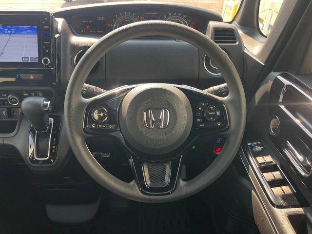 HONDA N BOX CUSTOM 2021 Image 31