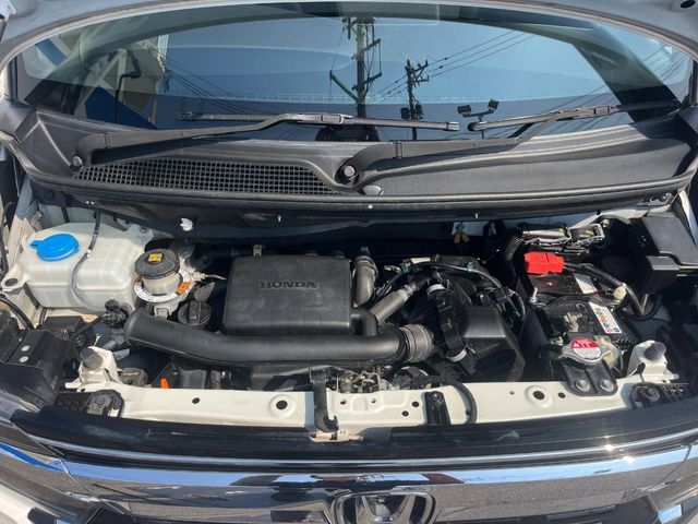 HONDA N BOX CUSTOM 2021 Image 31