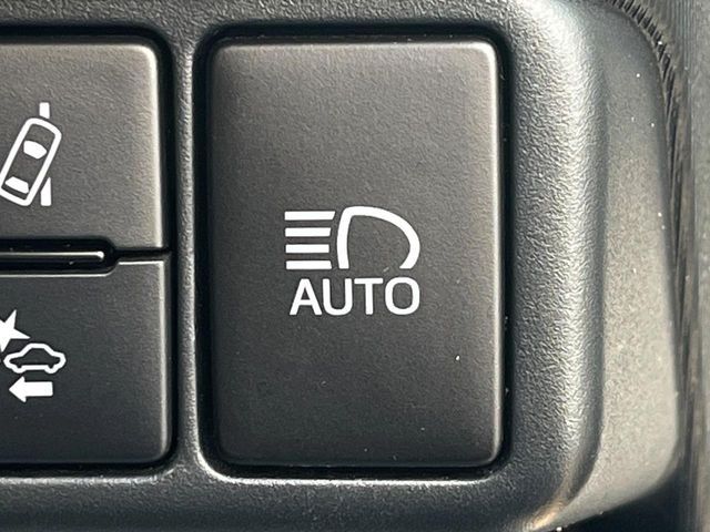 TOYOTA AQUA 2018 Image 31