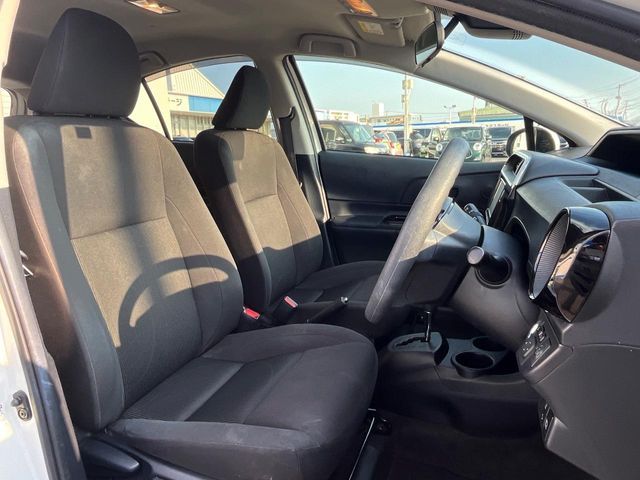 TOYOTA AQUA 2018 Image 31