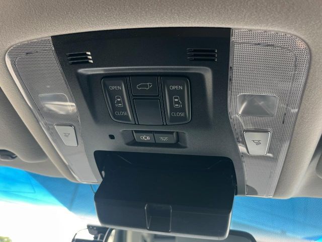 TOYOTA VELLFIRE 2016 Image 31