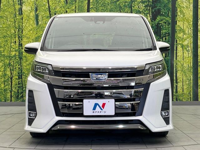 TOYOTA NOAH HYBRID 2018 Image 31