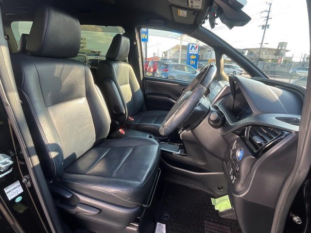 TOYOTA ESQUIRE HYBRID 2017 Image 31