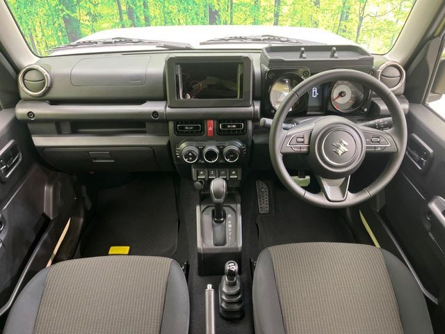 SUZUKI JIMNY NOMADE 2025 Image 31