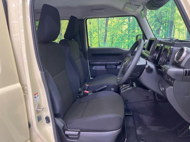 SUZUKI JIMNY NOMADE 2025 Image 31