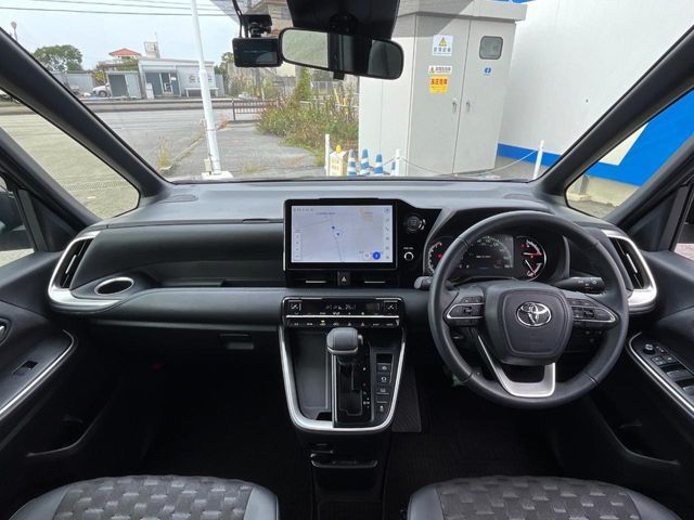 TOYOTA VOXY 2024 Image 31