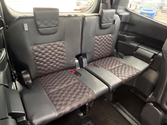 TOYOTA VOXY 2024 Image 31