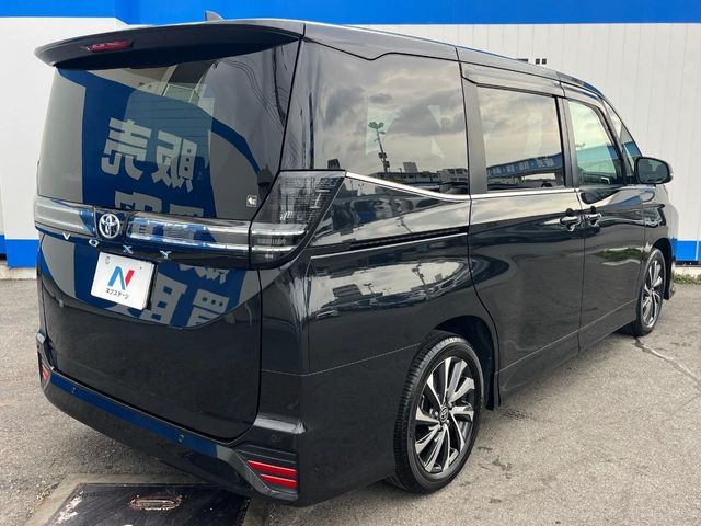 TOYOTA VOXY 2024 Image 31