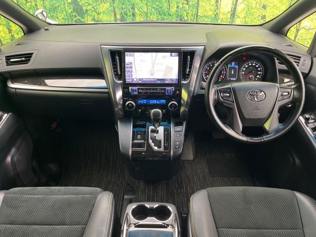 TOYOTA VELLFIRE 2017 Image 31