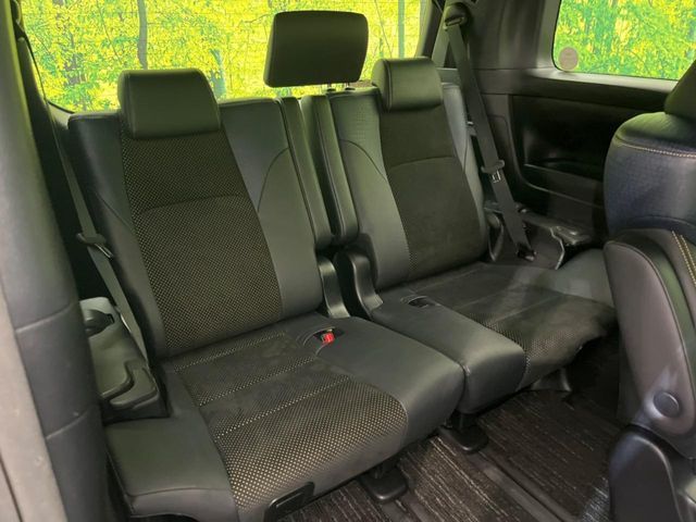 TOYOTA VELLFIRE 2017 Image 31