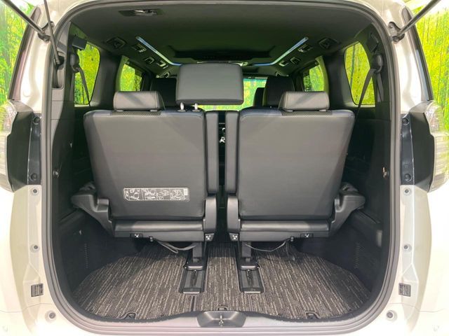 TOYOTA VELLFIRE 2017 Image 31