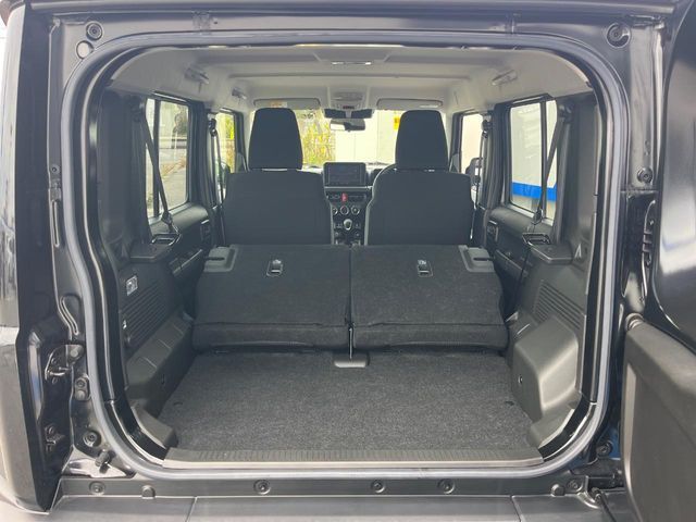 SUZUKI JIMNY NOMADE 2025 Image 31