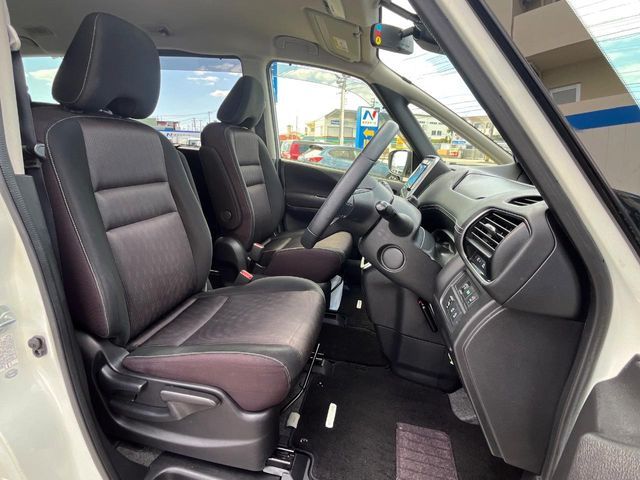 NISSAN SERENA  S-HYBRID 2016 Image 31