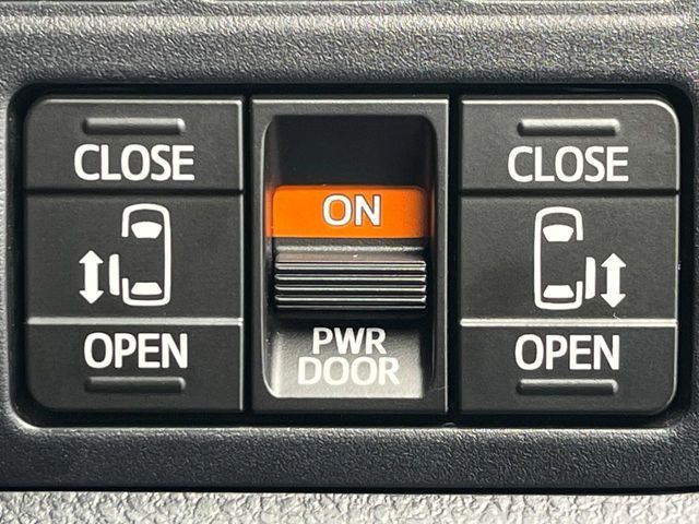 TOYOTA NOAH HYBRID 2019 Image 31