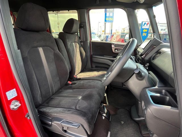 HONDA N BOX CUSTOM 2020 Image 31