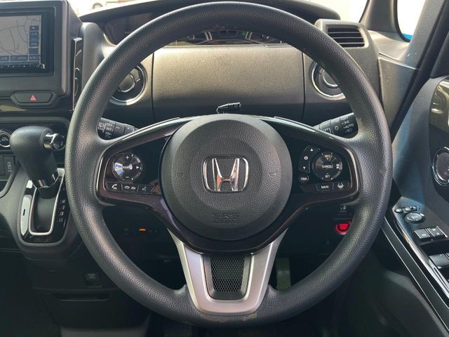 HONDA N BOX CUSTOM 2020 Image 31