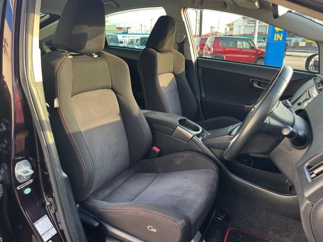 TOYOTA PRIUS 2014 Image 31