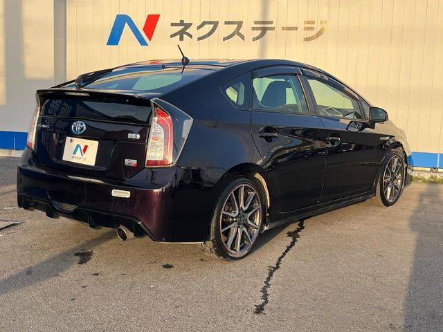 TOYOTA PRIUS 2014 Image 31