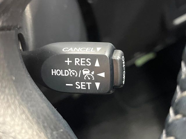 TOYOTA LANDCRUISER PRADO 2023 Image 31