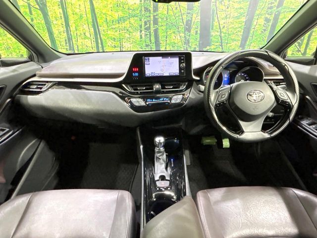 TOYOTA C-HR 2017 Image 31