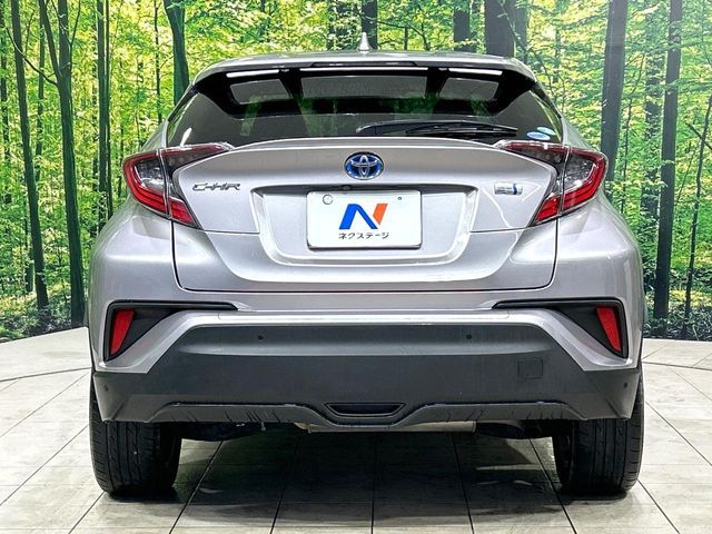 TOYOTA C-HR 2017 Image 31