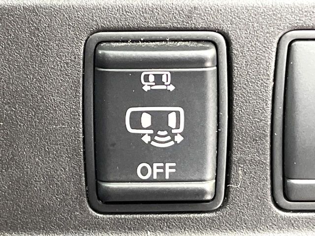 NISSAN SERENA  S-HYBRID 2017 Image 31