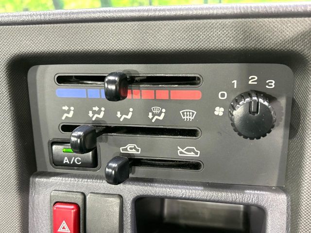 SUBARU SAMBAR TRUCK 4WD 2012 Image 31