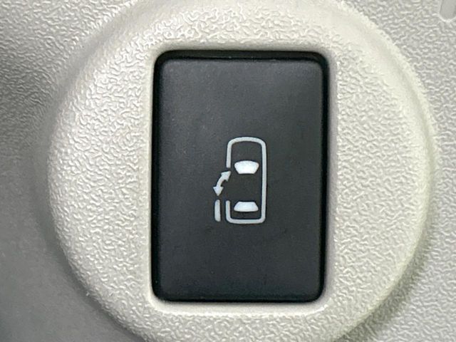 TOYOTA SPADE 2014 Image 31