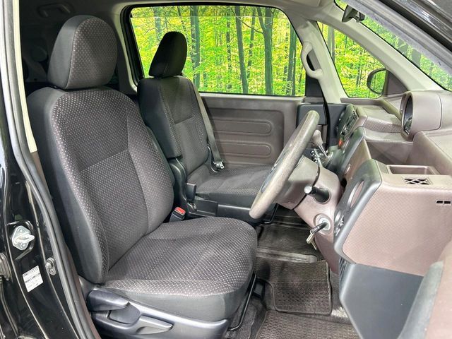 TOYOTA SPADE 2014 Image 31