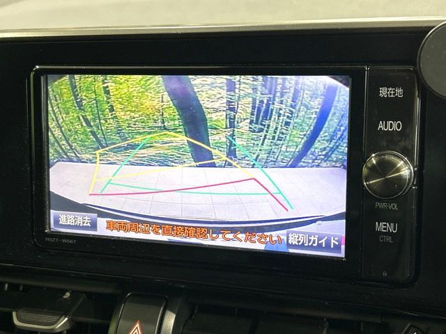 TOYOTA C-HR 2017 Image 31