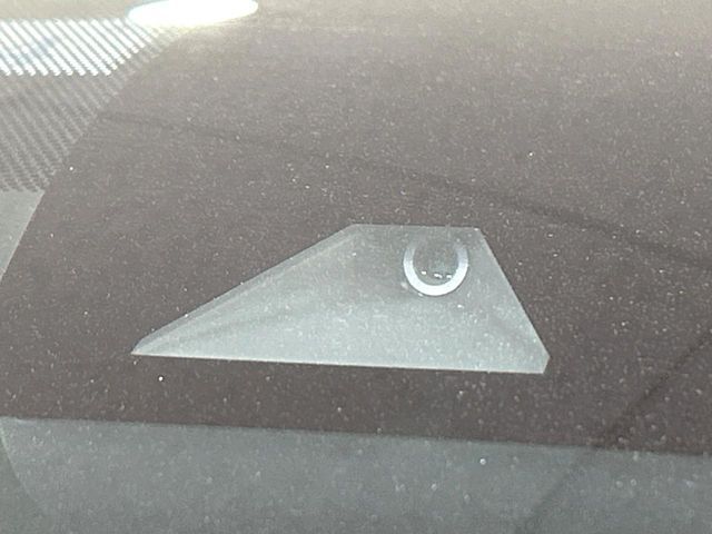 TOYOTA C-HR 2017 Image 31