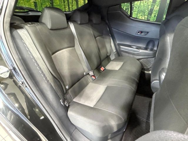 TOYOTA C-HR 2017 Image 31