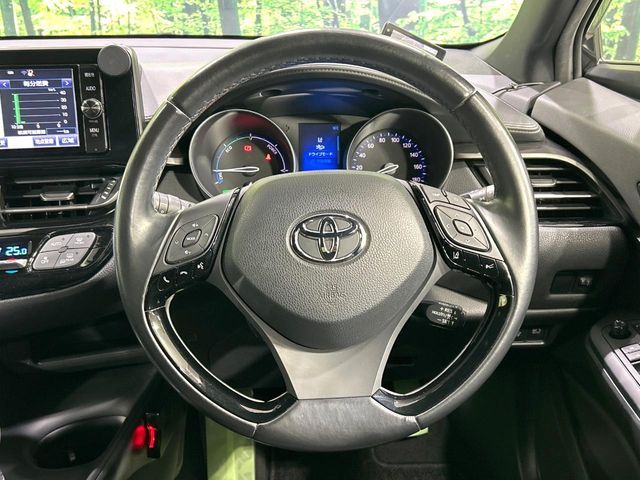 TOYOTA C-HR 2017 Image 31