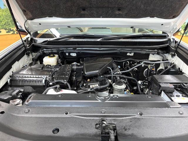 TOYOTA LANDCRUISER PRADO 2023 Image 31